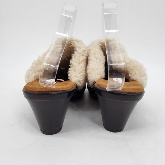 Vintage Heel Clogs Floral Embroidered Suede Sherpa Tan Isaac Mizrahi Live 9.5 - Picture 3 of 9